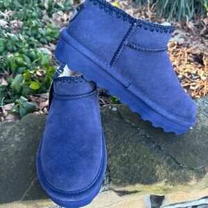 Bearpaw Women's Navy Lana Crochet Suede Ankle Booties Size 8